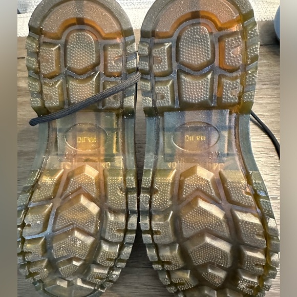 Woman’s Black Patent Leather Laced Boots - Size 40 - Picture 6 of 15